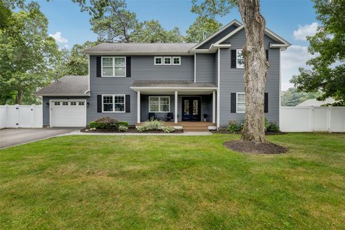 8 Audubon St, Nesconset, NY, 11767-3109 | Card Image