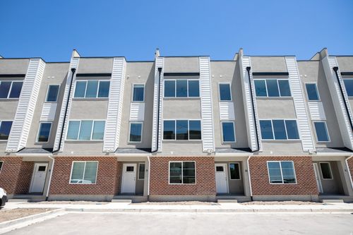 8-1225 E 1600 S, Provo, UT, 84606-6733 | Card Image