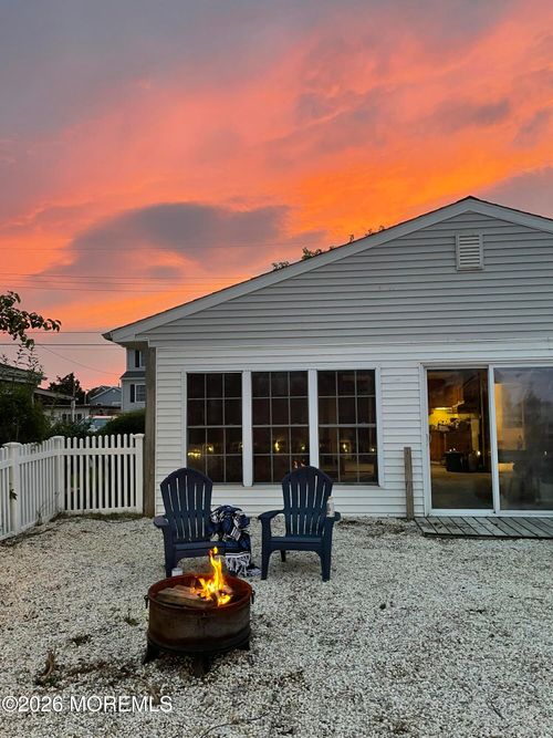 34 N Captains Dr, LITTLE EGG HARBOR TWP, NJ, 08087-1506 | Card Image