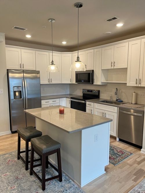 204-4204 Peters Farm Way, Westborough, MA, 01581-1254 | Card Image