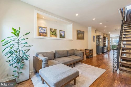 1226 E Berks St, PHILADELPHIA, PA, 19125-3435 | Card Image