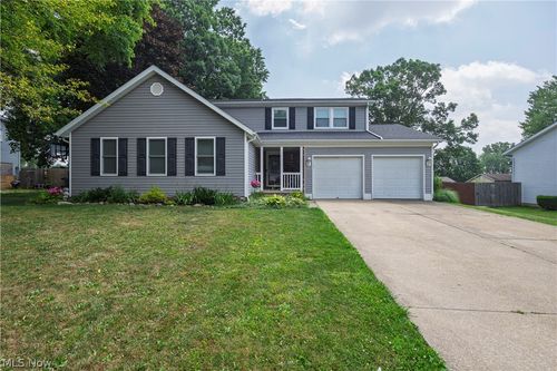 600 Snively Ave Nw, Massillon, OH, 44646-3525 | Card Image