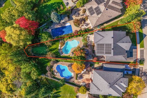 2530 Hemmford Dr, Oakville, ON, L6M4R7 | Card Image