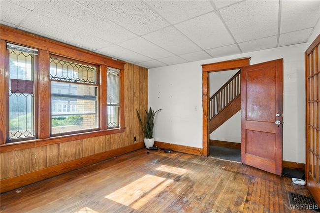 1319 Electric Ave, Home with 6 bedrooms, 2 bathrooms and null parking in Lackawanna NY | Image 7