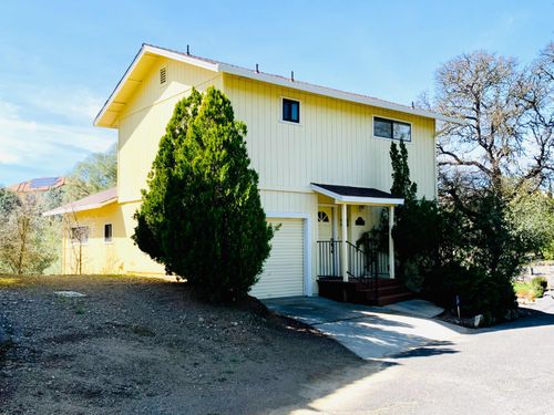 65 Poker Flat Rd, Copperopolis, CA, 95228-9785 | Card Image