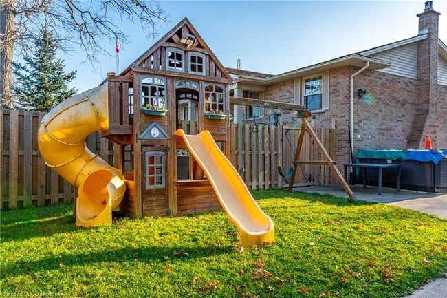 3531 Rapids View Dr, House other with 4 bedrooms, 3 bathrooms and 8 parking in Niagara Falls ON | Image 37