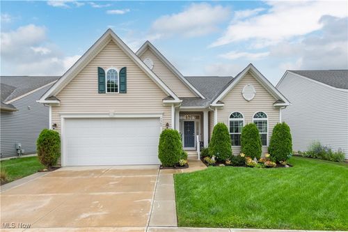 7560 Greenlawn Dr, North Ridgeville, OH, 44039-2966 | Card Image