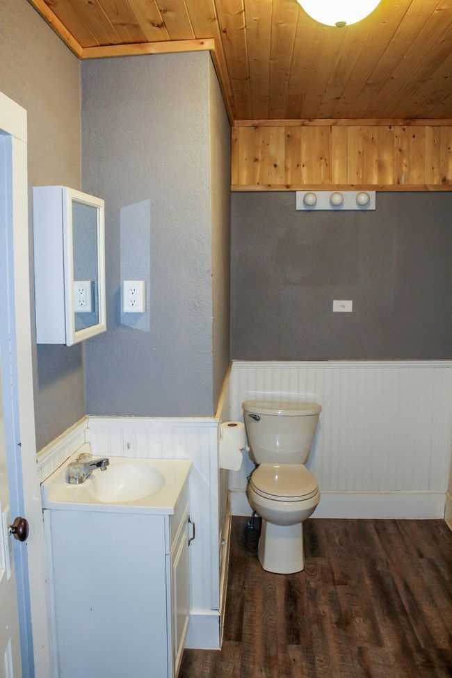 1136 Elm St, House other with 3 bedrooms, 2 bathrooms and null parking in CHILLICOTHE MO | Image 5