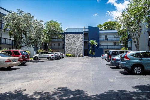 apt-305-3090 Holiday Springs Blvd, Margate, FL, 33063-5429 | Card Image