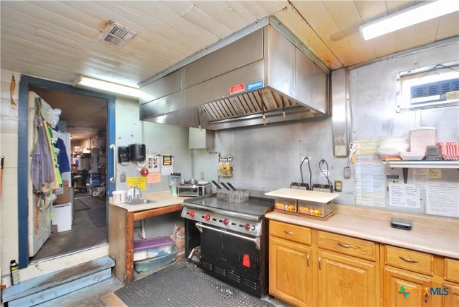12604 N State Highway 95, Home with 0 bedrooms, 0 bathrooms and null parking in Flatonia TX | Image 16
