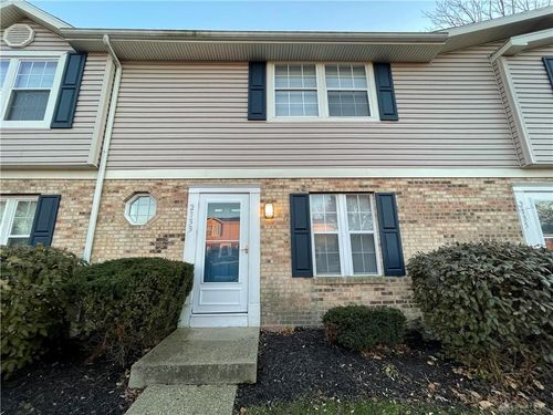 2133 Chapel Dr, Fairborn, OH, 45324-3964 | Card Image