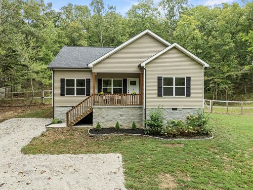 2480 N Hurricane Creek Rd, Mc Ewen, TN, 37101-4443 | Card Image