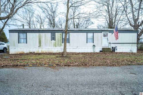 115 W Graham St, Fredonia, KY, 42411-9708 | Card Image