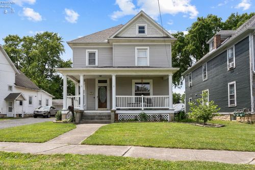 209 Greenwood Hts, Bellevue, OH, 44811-1014 | Card Image