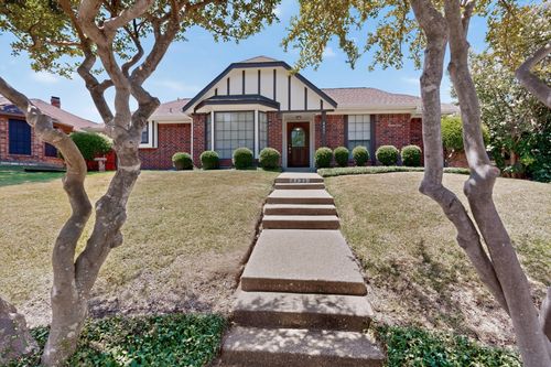 4431 Silverthorn Dr, Mesquite, TX, 75150-2922 | Card Image