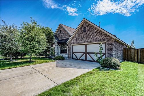 3517 Grail Hollows Rd, Pflugerville, TX, 78660-4071 | Card Image