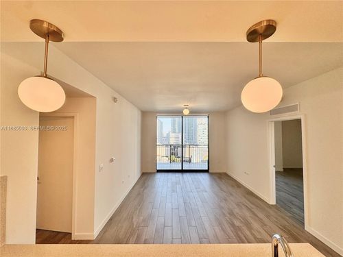 apt-1811-999 Sw 1st Ave, Miami, FL, 33130-3456 | Card Image