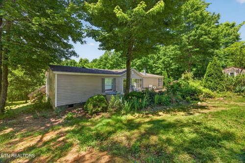 40460 Indian Creek Tr, Crawford, TN, 38554 | Card Image