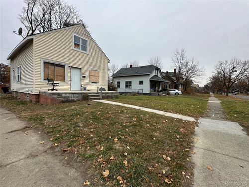 17801 Marx St, Detroit, MI, 48203-2417 | Card Image