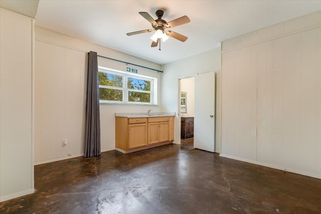 Studio Apartment/Guest Quarters | Image 19