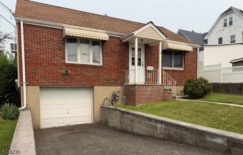 12 Pleasant Ave, Garfield, NJ, 07026-2120 | Card Image