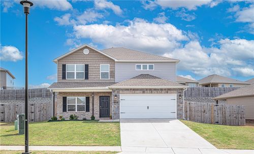 541 Woodcreek St, Lowell, AR, 72745 | Card Image