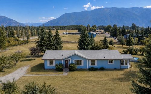 59 Kokanee Bend Dr, Columbia Falls, MT, 59912-9201 | Card Image