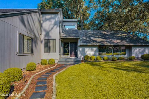 3821 Allenby Dr, JACKSONVILLE, FL, 32277-2209 | Card Image