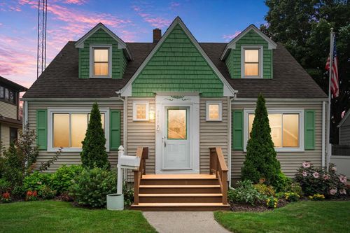 7617 29th Avenue, Kenosha, WI, 53143 | Card Image