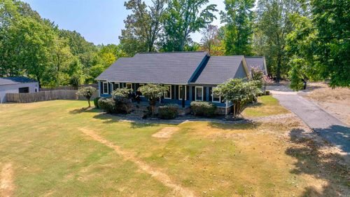 101 Leatherwood Cir, Batesville, AR, 72501-8337 | Card Image