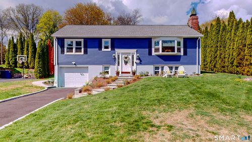 20 Sherman Ave, Trumbull, CT, 06611-2335 | Card Image