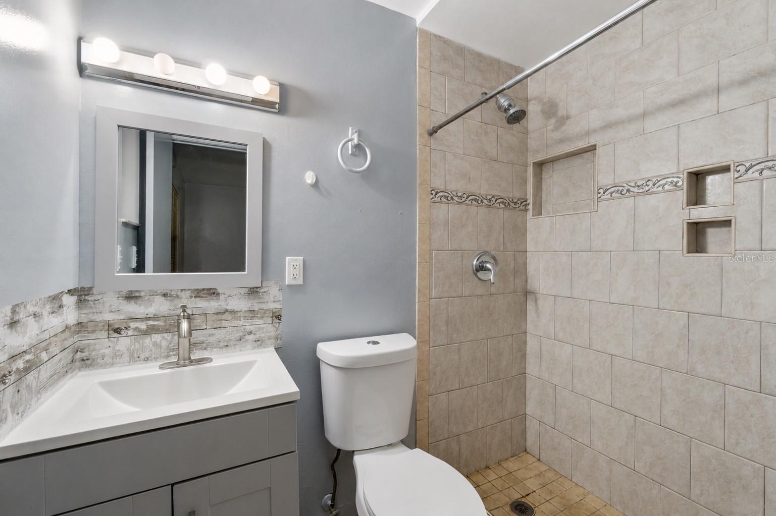 Residential in KISSIMMEE 4