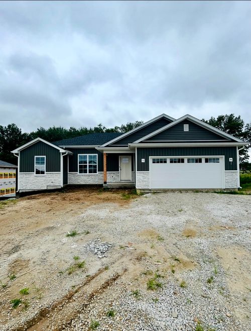 2431 Greenside Dr, Boonville, MO, 65233 | Card Image