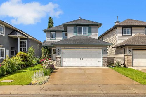 626 Saddlecreek Way Ne, Calgary, AB, T3J4A3 | Card Image