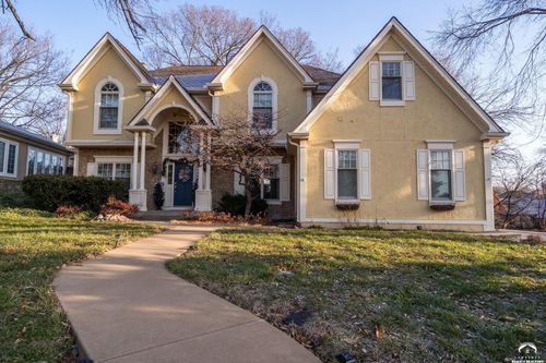 1205 Oak Tree, Lawrence, KS, 66049 | Card Image