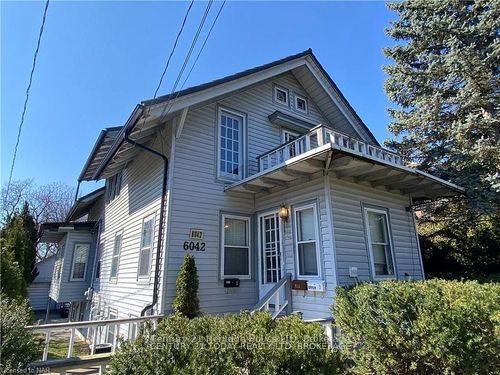 6042 Culp St, Niagara Falls, ON, L2G2B7 | Card Image