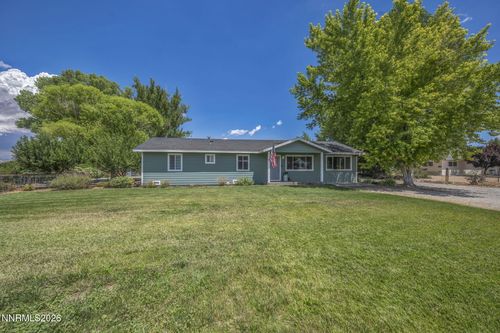 20 Baker Ln, Yerington, NV, 89447-2127 | Card Image