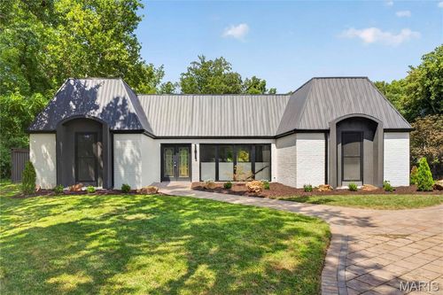 111 Lamoine Ln, Belleville, IL, 62223-1102 | Card Image
