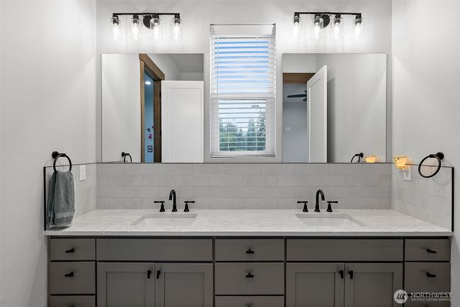 15701 264 Th St E, House other with 4 bedrooms, 3 bathrooms and 12 parking in Graham WA | Image 19