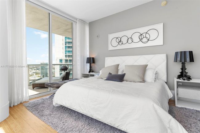 APT-1810 - 100 S Pointe Dr, Condo with 3 bedrooms, 3 bathrooms and null parking in Miami Beach FL | Image 29