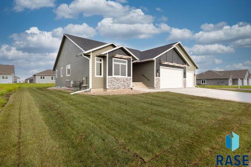 705 Granite Cir, Tea, SD, 57064 | Card Image