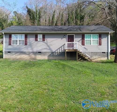 201 Ne Tyler Avenue, Fort Payne, AL, 35967 | Card Image