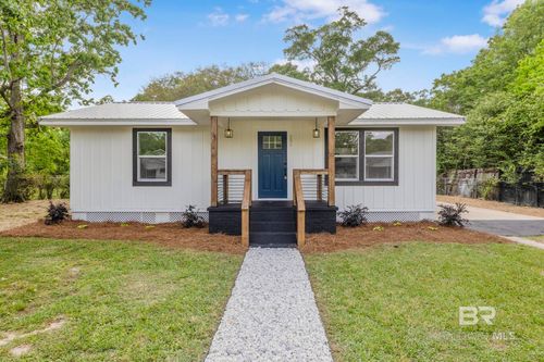 506 Byrne St, Bay Minette, AL, 36507-4705 | Card Image
