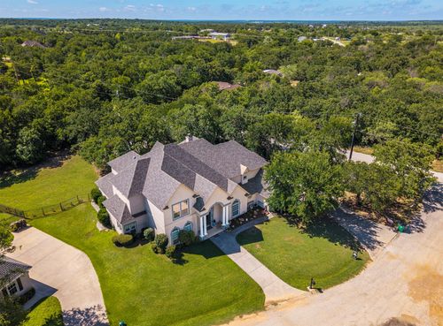 100 Manders Ct, Runaway Bay, TX, 76426-8404 | Card Image