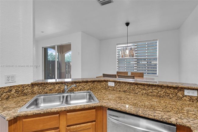 8791 Nw 112th Ct, Townhouse with 3 bedrooms, 2 bathrooms and null parking in Doral FL | Image 27