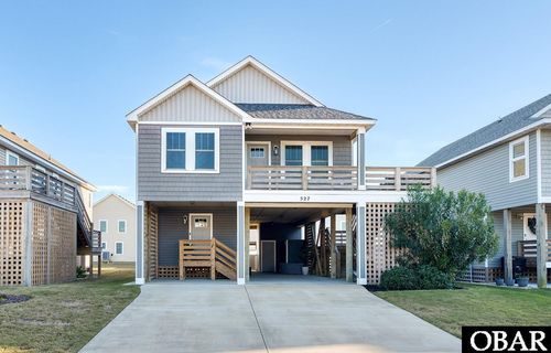 527 W Eden St, Kill Devil Hills, NC, 27948-8567 | Card Image