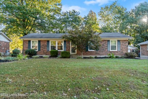 7910 Oswego Cir, Louisville, KY, 40214-3238 | Card Image