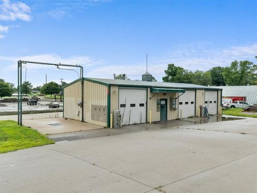 403 E Pawnee St, Savannah, MO, 64485-2030 | Card Image