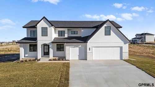 10907 N 167th St, Bennington, NE, 68007 | Card Image