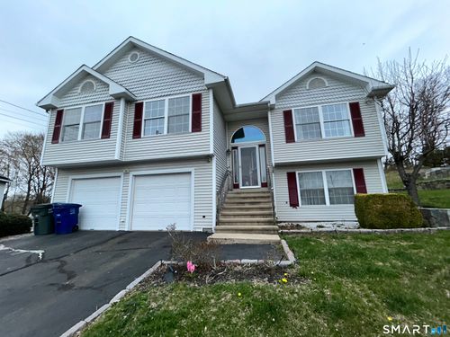 39 Asia Cir, Bridgeport, CT, 06610-1262 | Card Image
